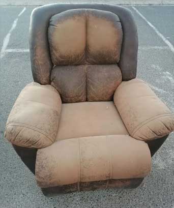 Leather-Doctor-Tafelberg-Couches-Before2-ReUpholstery